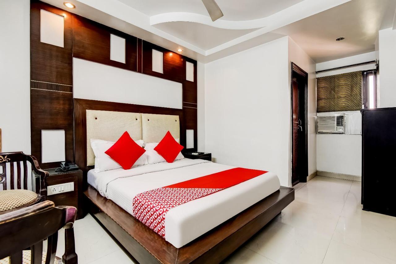 OYO 7781 Hotel Sai International Nuova Delhi Esterno foto