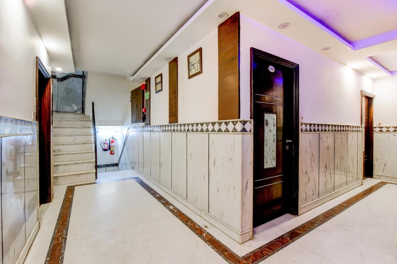 OYO 7781 Hotel Sai International Nuova Delhi Esterno foto