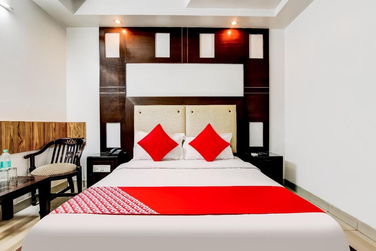 OYO 7781 Hotel Sai International Nuova Delhi Esterno foto