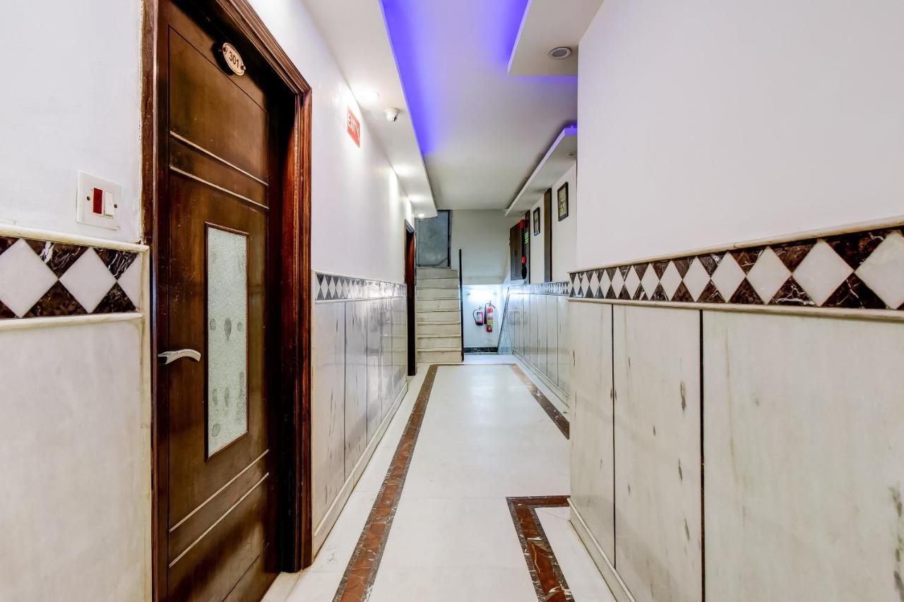 OYO 7781 Hotel Sai International Nuova Delhi Esterno foto