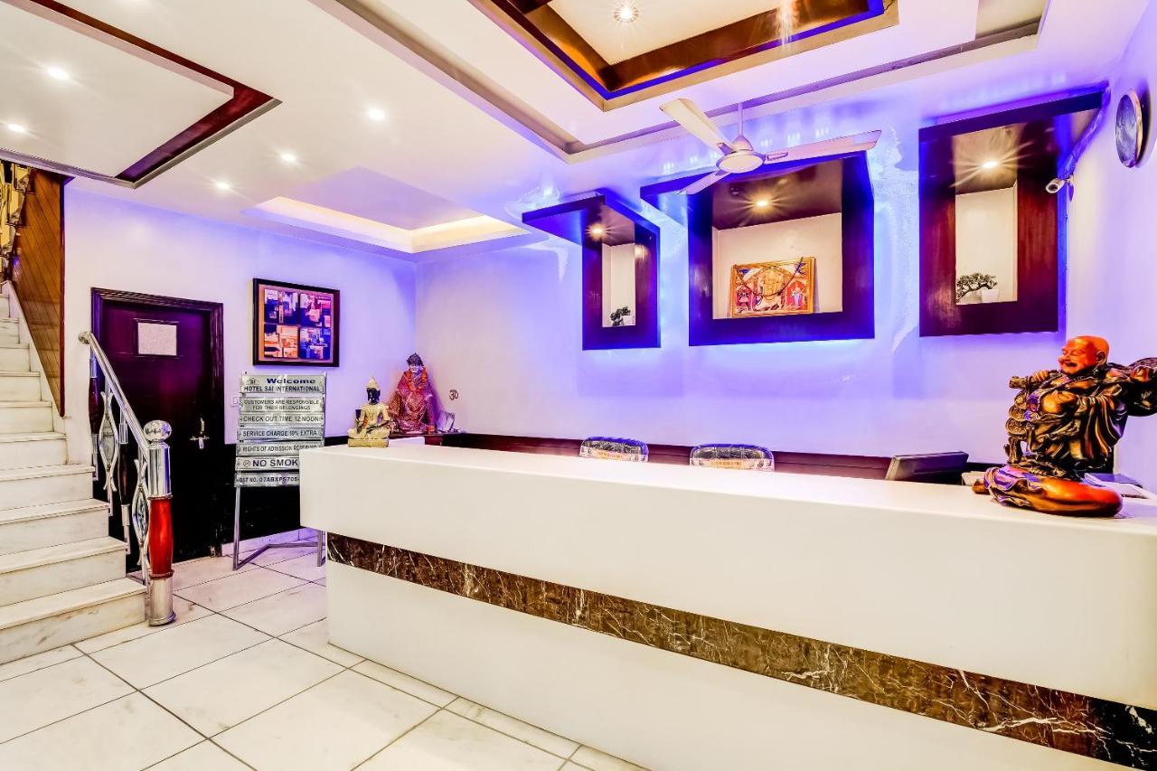 OYO 7781 Hotel Sai International Nuova Delhi Esterno foto