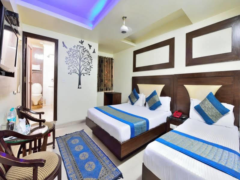 OYO 7781 Hotel Sai International Nuova Delhi Esterno foto
